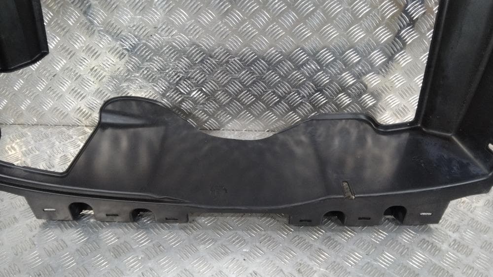 Ниша запасного колеса к Jeep Grand Cherokee WL (21-24)