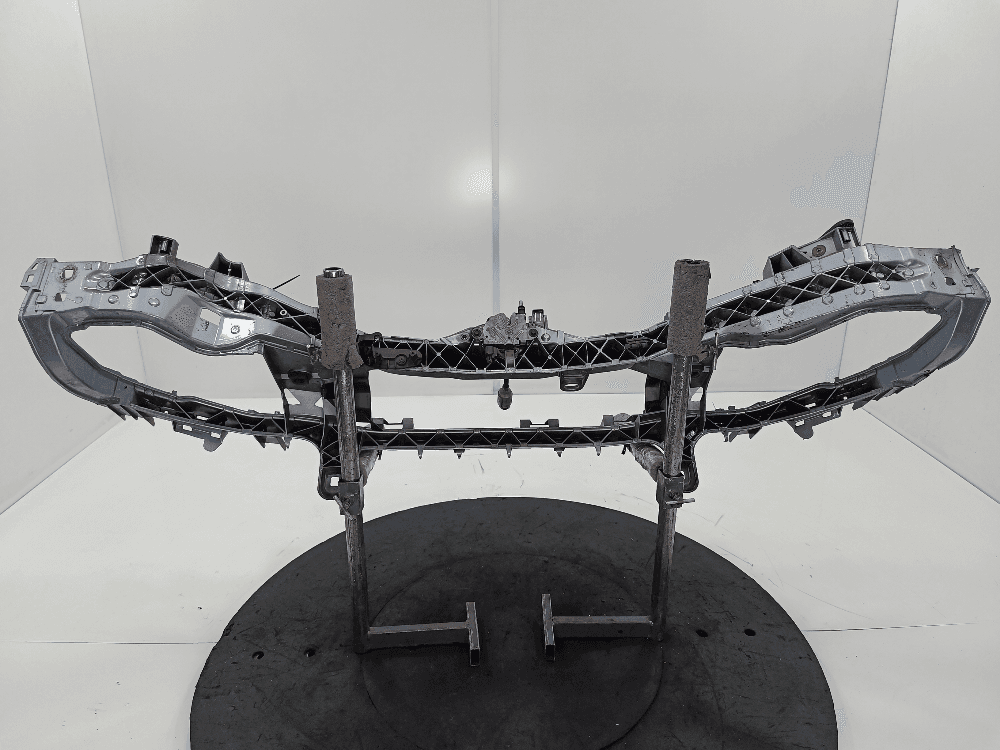 Передняя панель крепления облицовки (телевизор) к Ford C-Max 1 (03-07)
