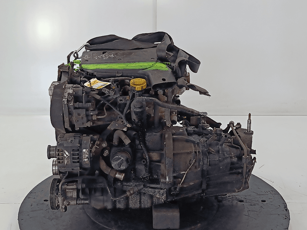 Двигатель к Renault Trafic 2 (01-06)