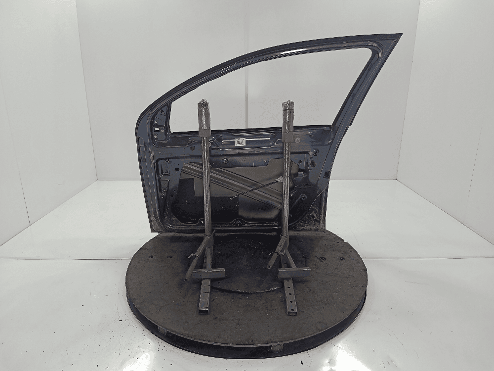 Дверь передняя правая к Volkswagen Golf 6 (08-15)
