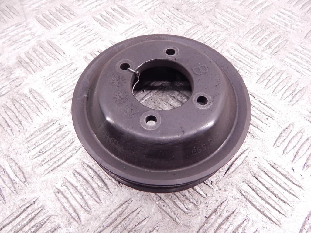 Шкив помпы к BMW 5 E39 (95-00)