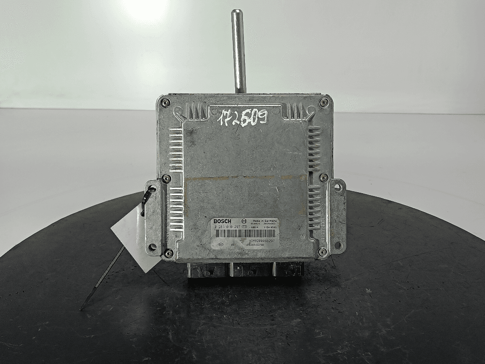 Блок управления двигателем к Renault Laguna 2 (01-05)