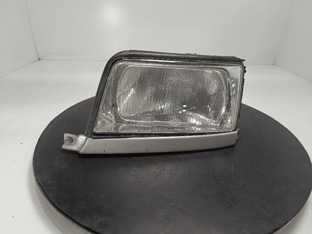 Фара левая к Audi 100 C4 (90-94)