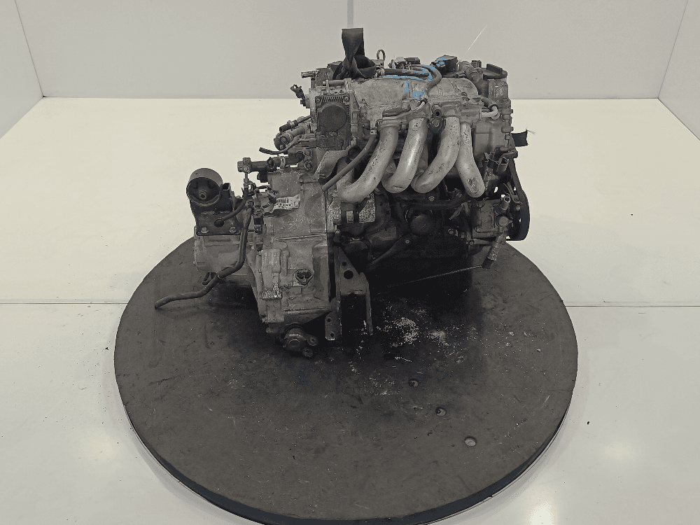 Двигатель к Nissan  Almera N16 (00-03)