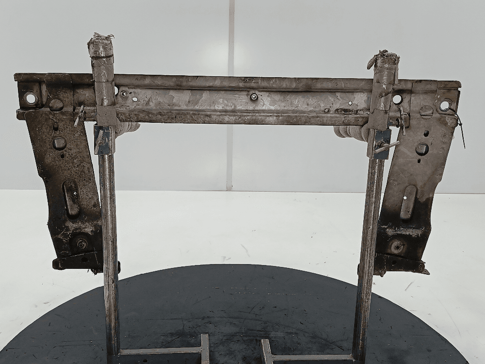 Балка под радиатор к Renault Megane 2 Рестайлинг (06-09)