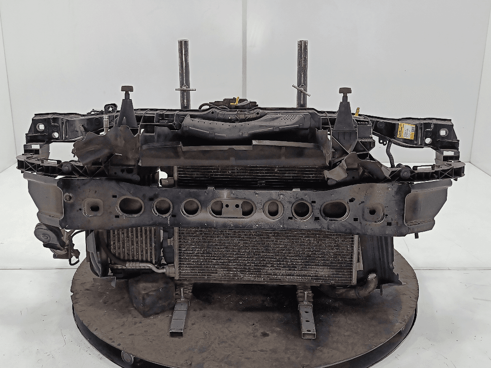 Передняя панель крепления облицовки (телевизор) к Ford C-Max 2 (10-15)