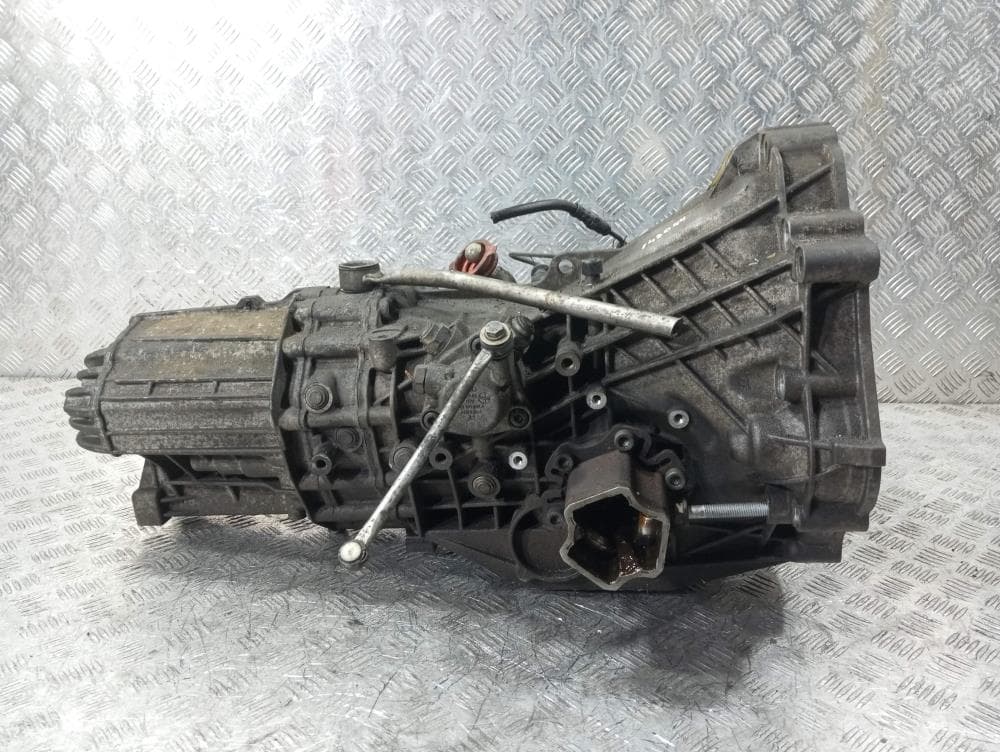 КПП механическая (МКПП) к Audi A6 C6/4F (04-08)