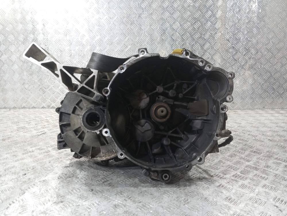 КПП механическая (МКПП) к Volvo S60 1 Рестайлинг (04-09)
