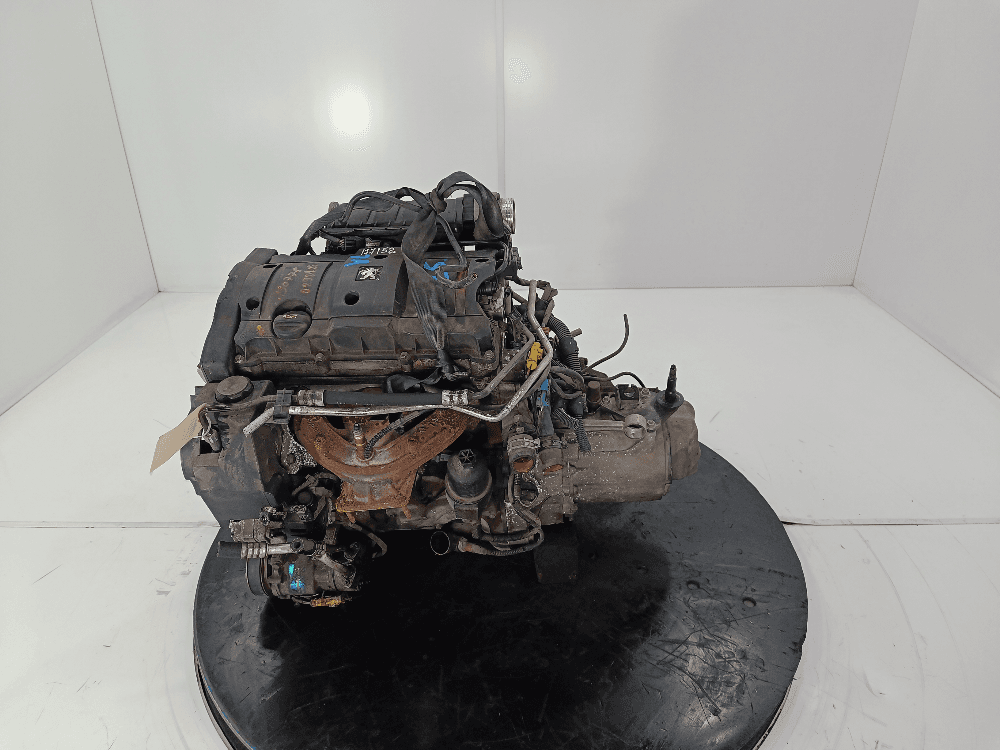 Двигатель к Peugeot 307 (01-05)