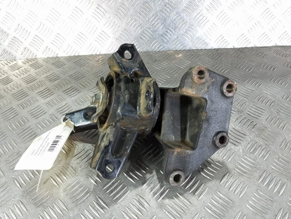Подушка крепления двигателя к Hyundai ix35 1 (10-13)