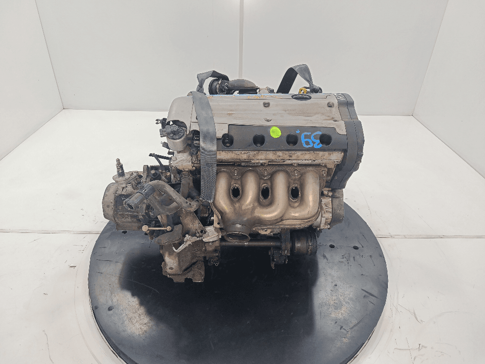 Двигатель к Citroen C5 1 (01-04)