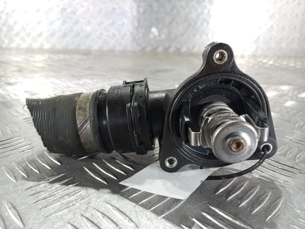 Корпус термостата к BMW 1 E81/E82/E87/E88 (04-07)