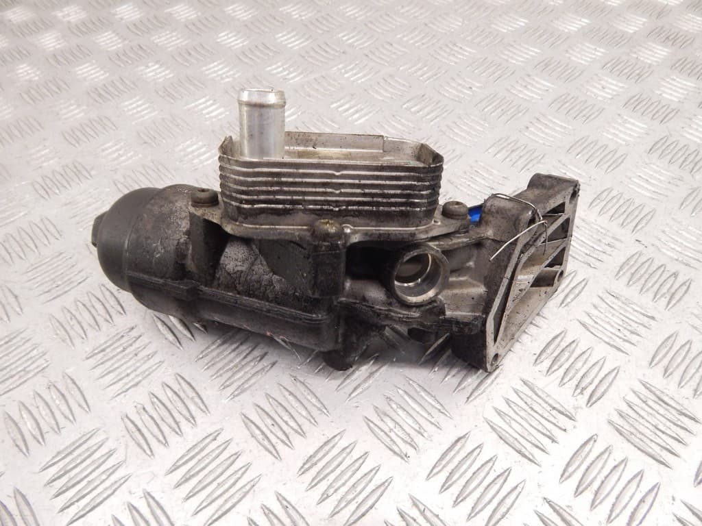 Корпус масляного фильтра к Mercedes Vaneo W414 (01-05)