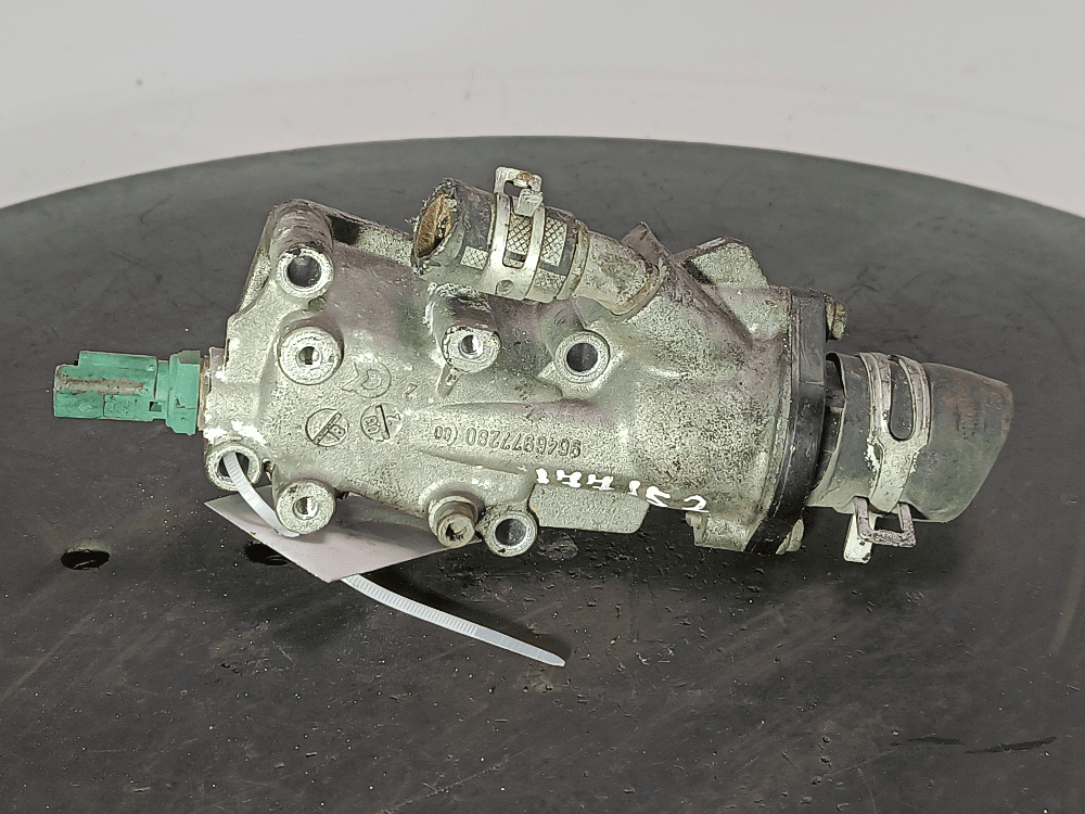 Корпус термостата к Peugeot 307 (01-05)