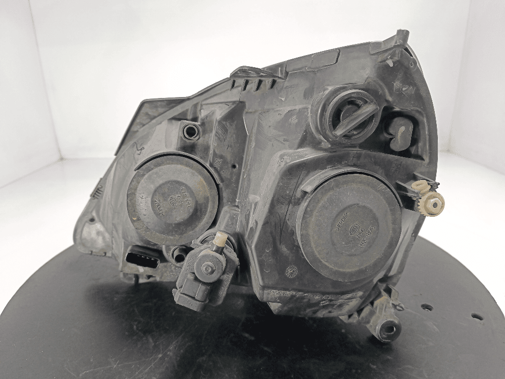 Фара правая к Renault Clio 2 Рестайлинг (01-03)