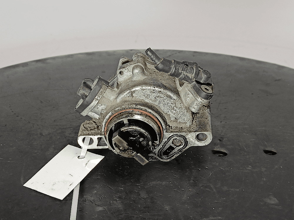 Насос вакуумный к Peugeot 3008 1 (10-13)