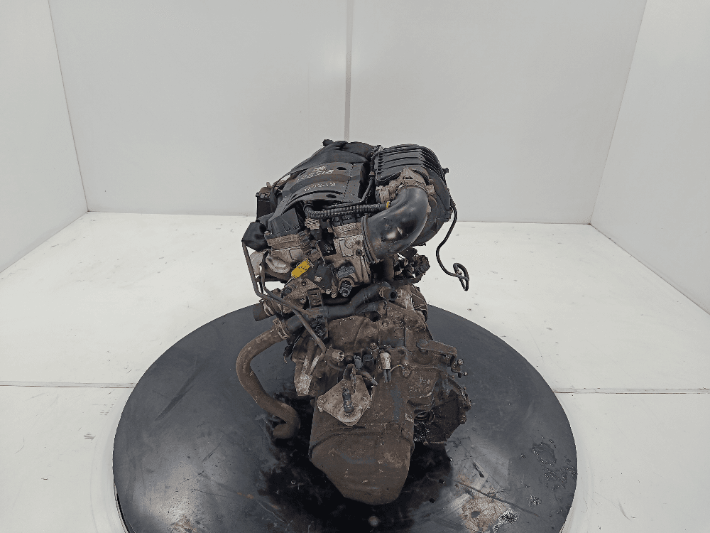 Двигатель к Peugeot 307 (01-05)