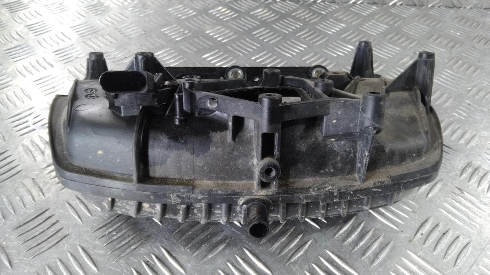 Коллектор впускной к Volkswagen Golf 5 (03-09)