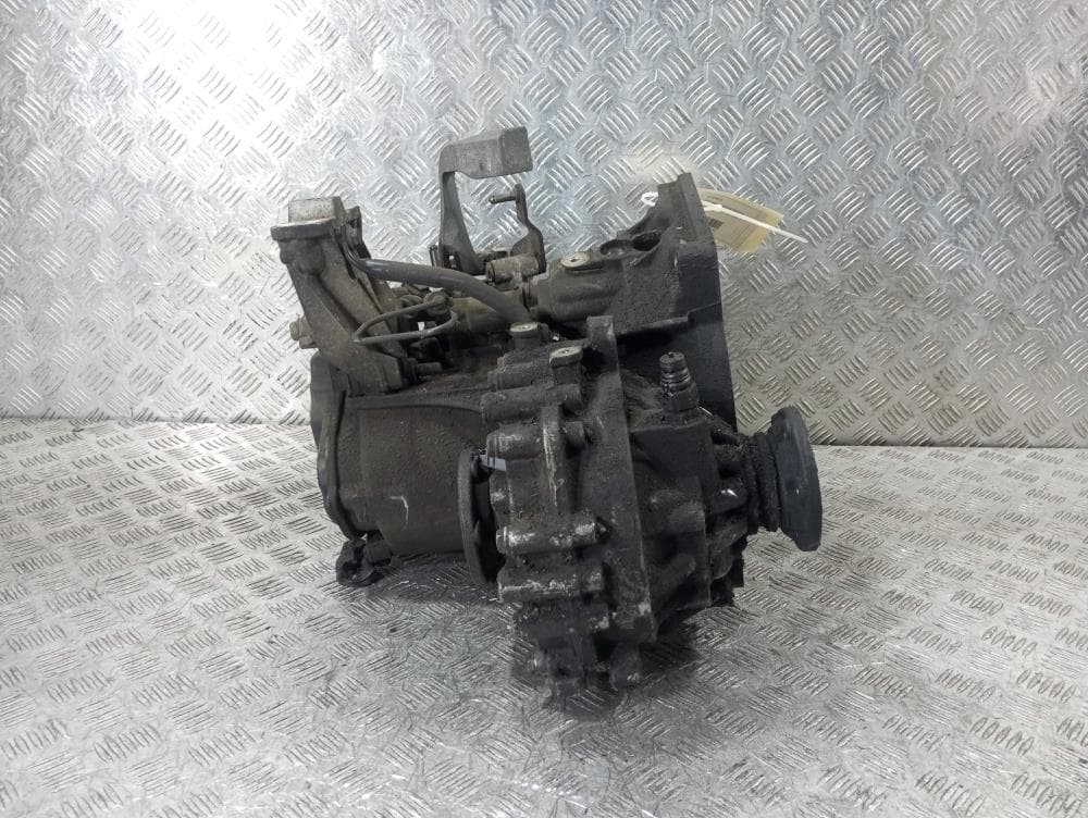 КПП механическая (МКПП) к Volkswagen Golf 4 (97-06)