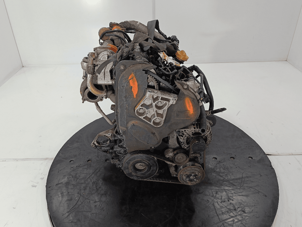 Двигатель к Renault Scenic 2 (03-06)