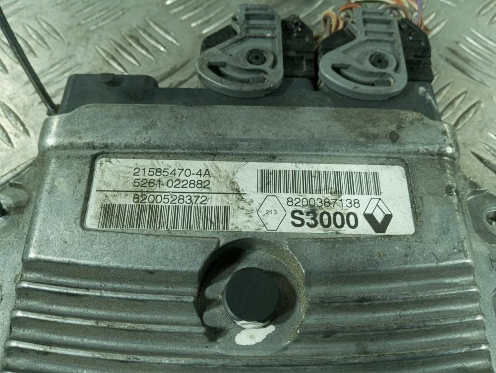 Блок управления двигателем к Renault Scenic 2 (03-06)