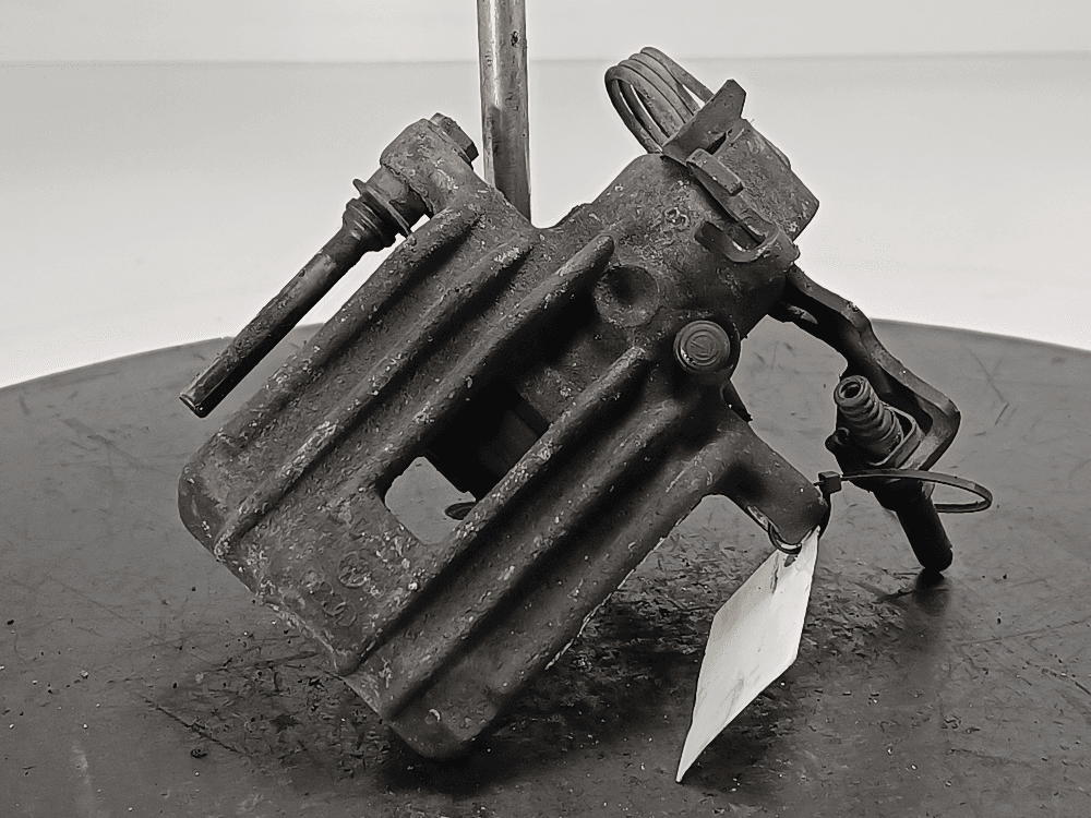 Суппорт задний правый к Volkswagen Passat B5 (96-00)