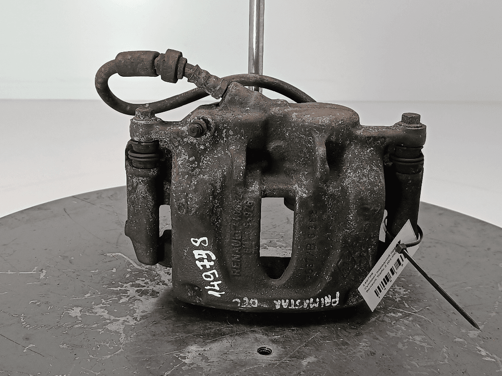 Суппорт передний правый к Renault Trafic 2 (01-06)