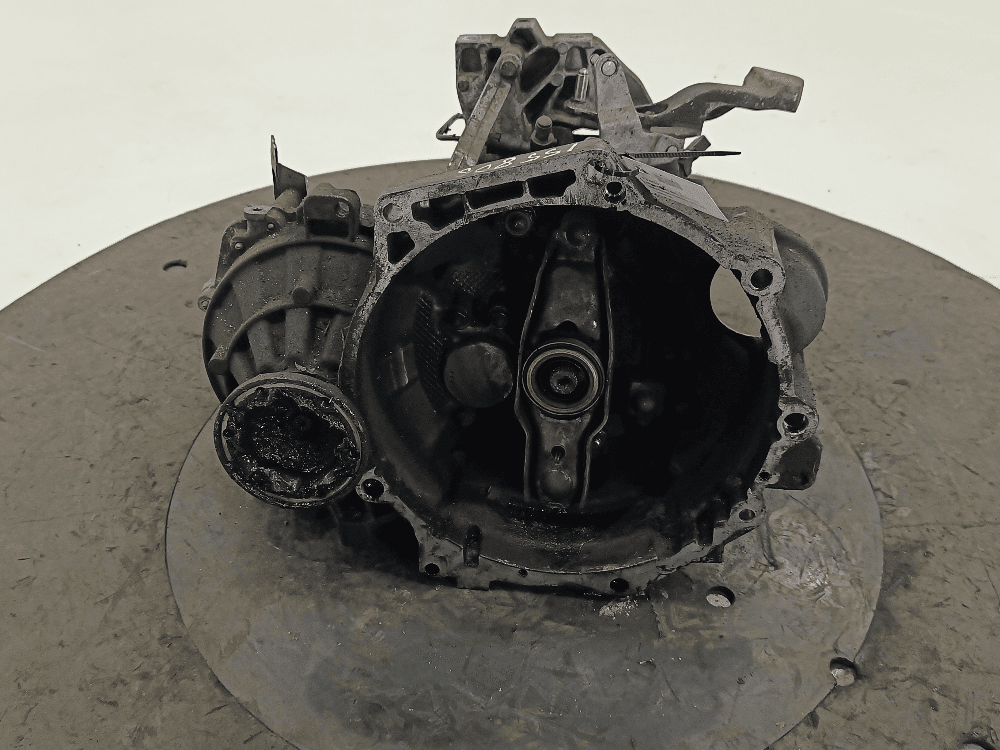 КПП механическая (МКПП) к Volkswagen Golf 5 (03-09)
