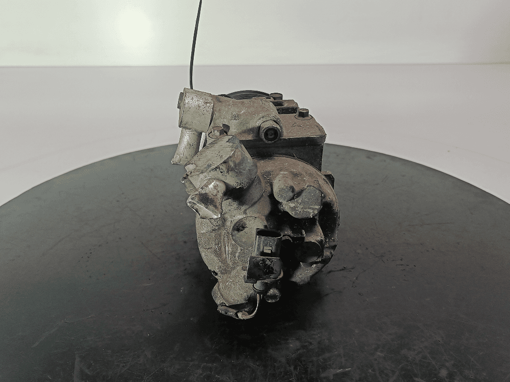 Компрессор кондиционера к Volkswagen Polo 4 (01-05)