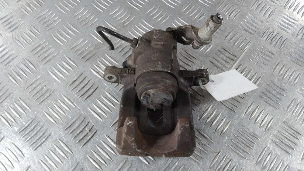 Суппорт задний правый к Citroen C4 1 (04-08)