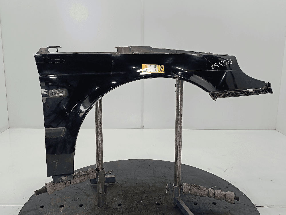 Крыло переднее правое к Saab 9-5 1 Рестайлинг (01-05)