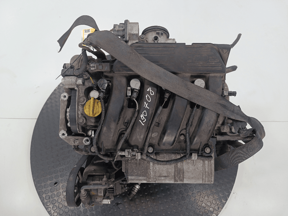 Двигатель к Renault Laguna 2 (01-05)