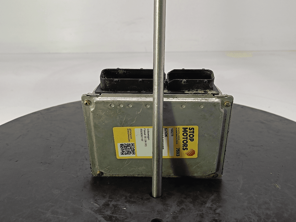 Блок управления двигателем к Volkswagen Passat B5 (96-00)