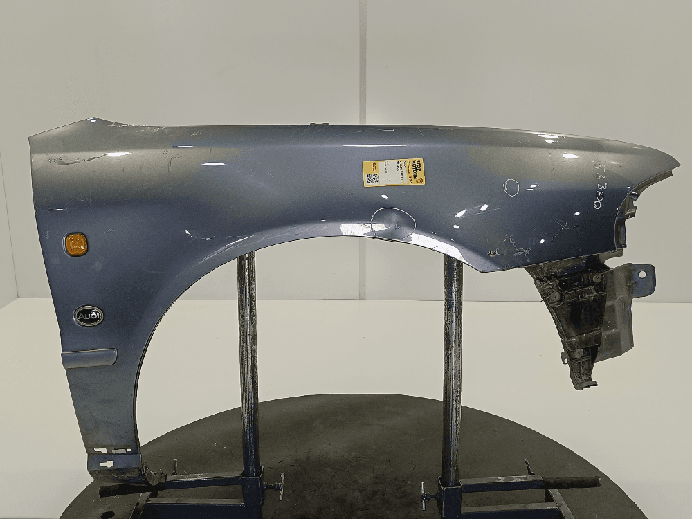 Крыло переднее правое к Audi A4 B5 (94-99)