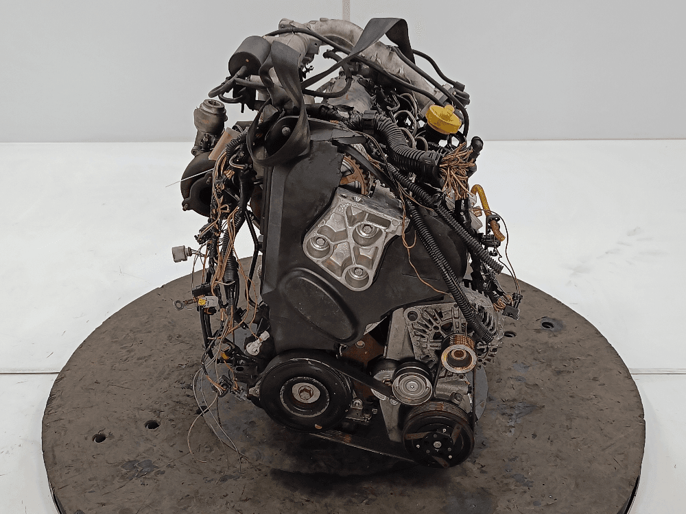 Двигатель к Renault Megane 2 (02-06)