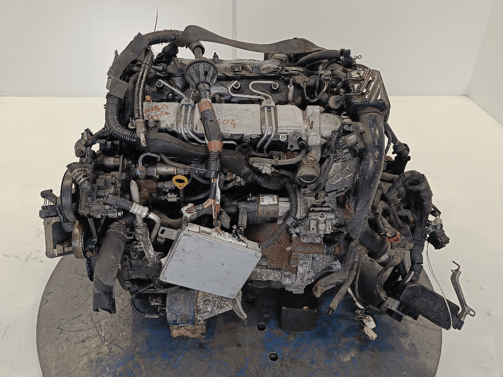 Двигатель к Toyota Avensis 2 (03-06)