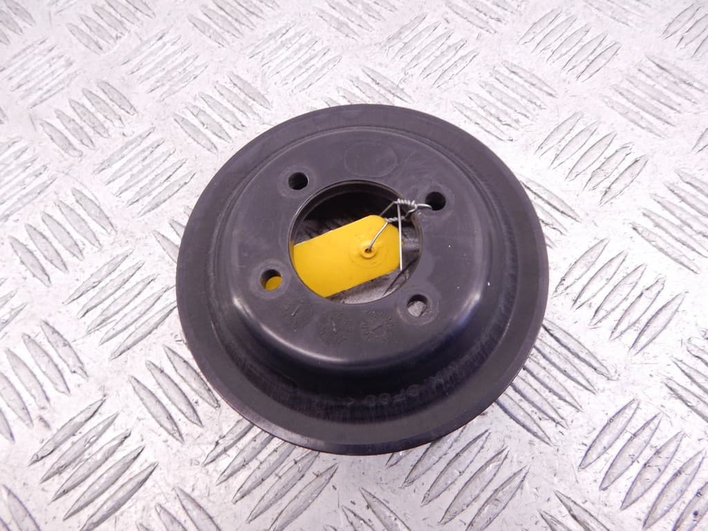 Шкив помпы к BMW 5 E39 (95-00)