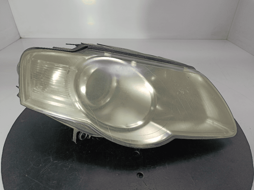 Фара правая к Volkswagen Passat B6 (05-10)