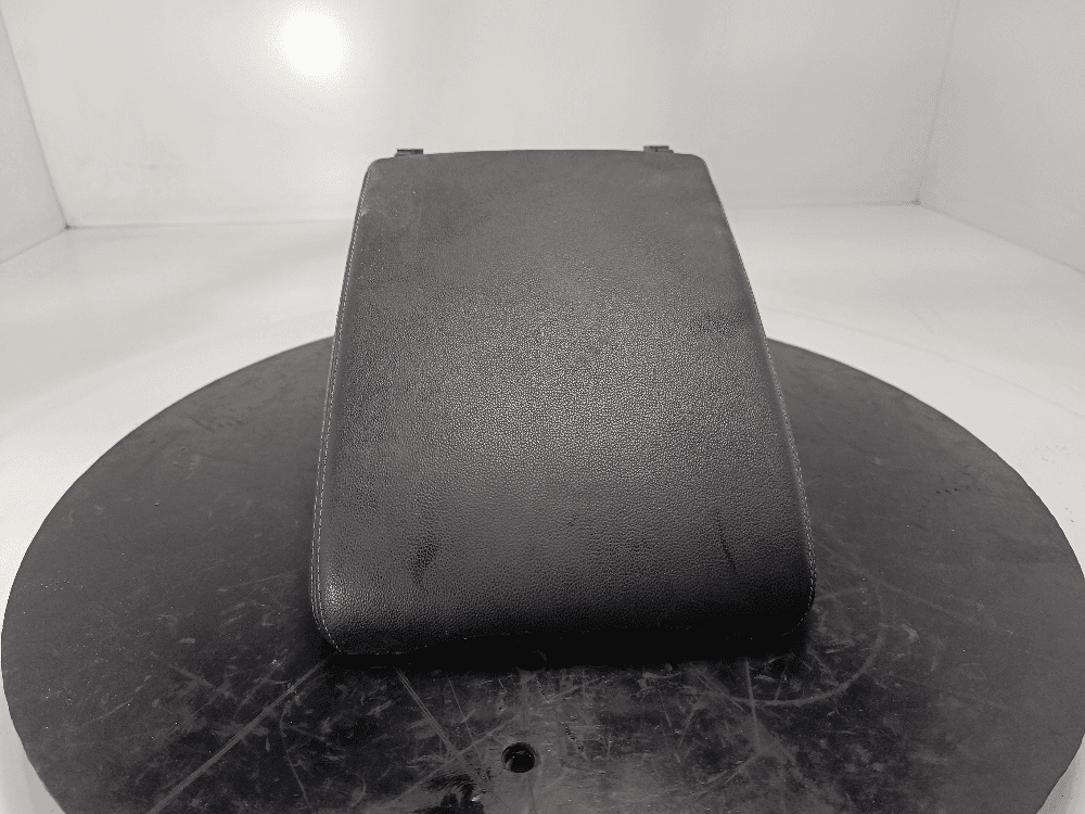 Подлокотник к Volkswagen Touareg 3 (18-24)