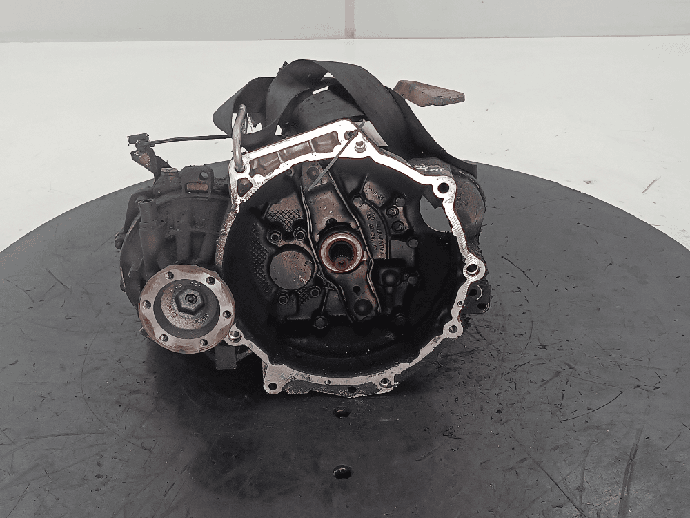 КПП механическая (МКПП) к Volkswagen Polo 4 (01-05)
