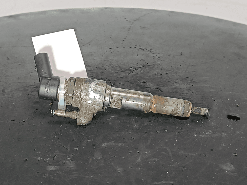 Форсунка к Peugeot 3008 1 (10-13)