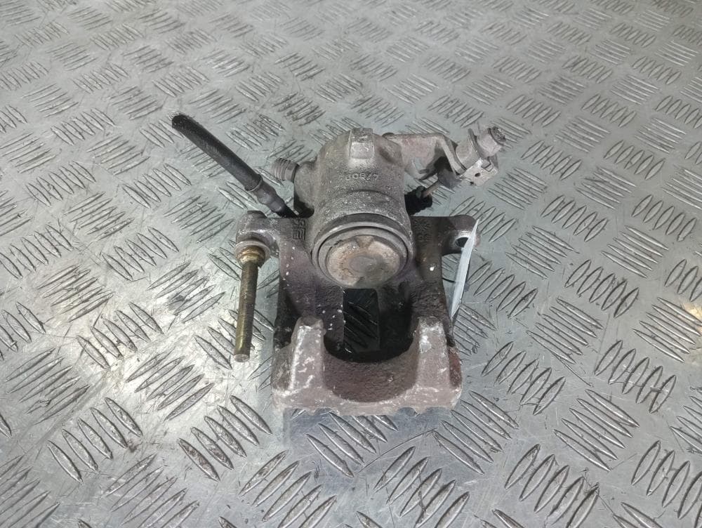 Суппорт задний правый к Volkswagen Golf 4 (97-06)