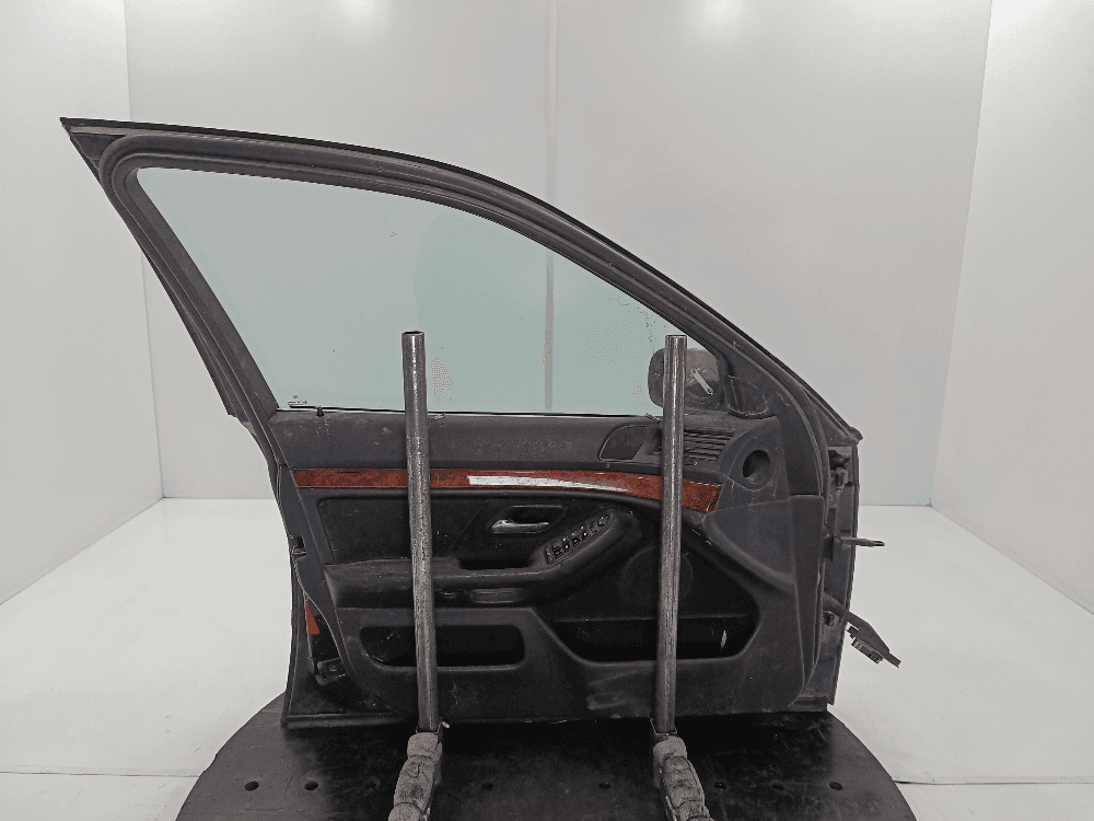 Дверь передняя левая к BMW 5 E39 Рестайлинг (00-04)