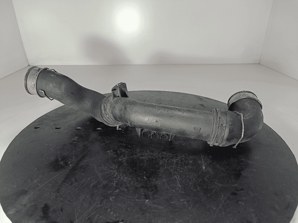 Патрубок интеркулера к Volkswagen Touran 1 (03-07)