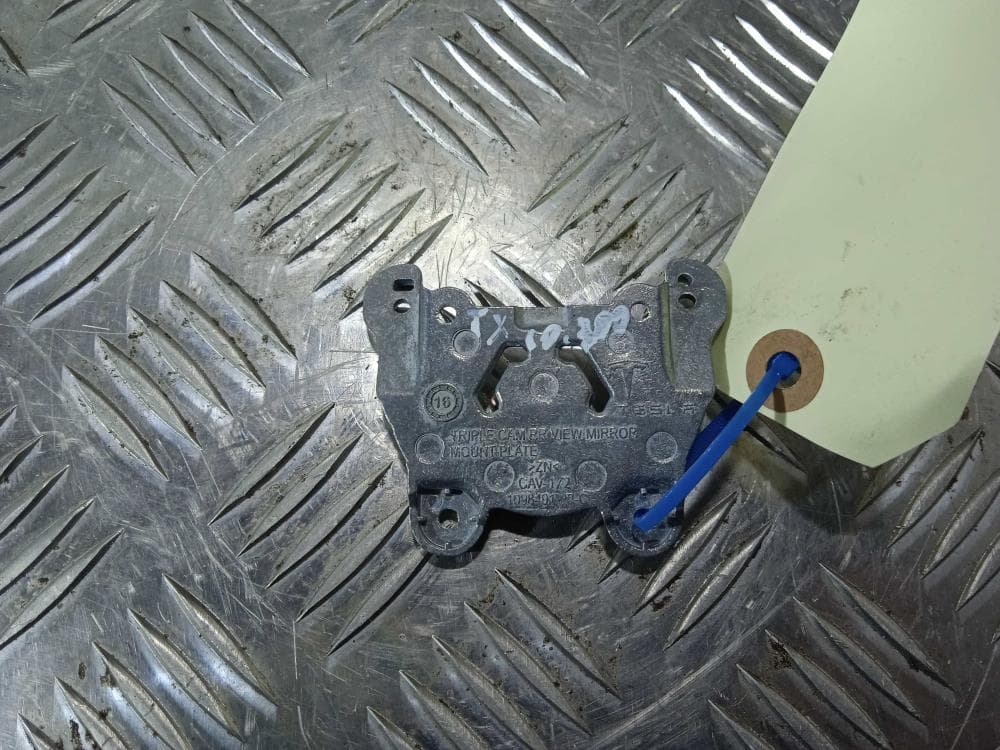 Кронштейн к Tesla Model X (15-21)