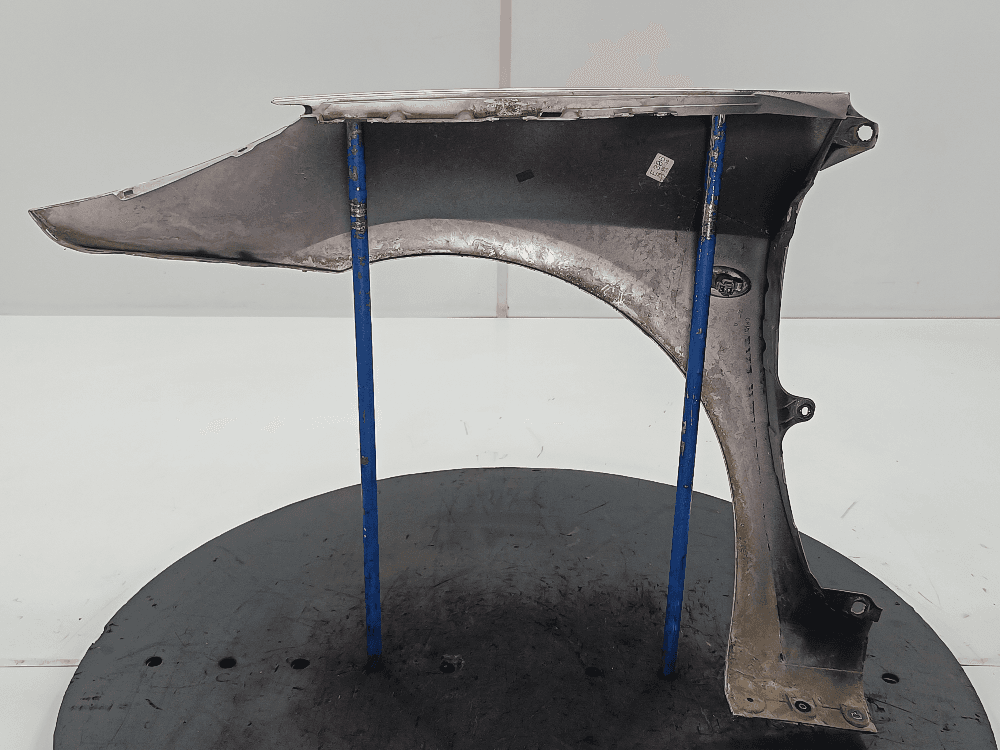 Крыло переднее правое к Peugeot 307 (01-05)