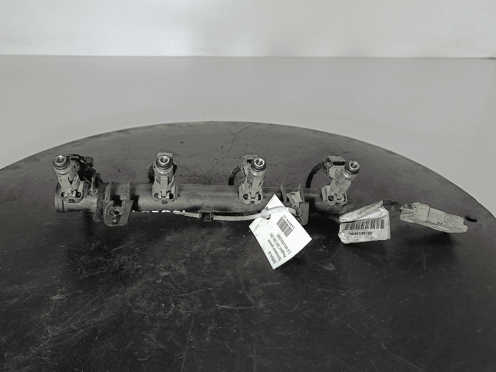 Топливная рампа к Peugeot 207 (06-09)