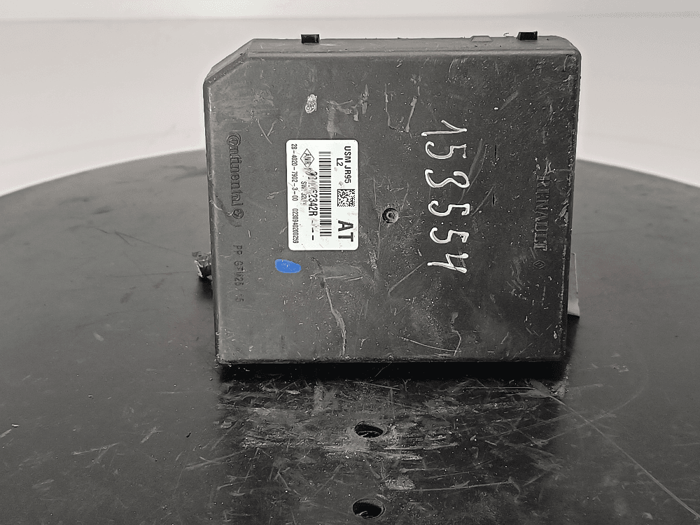 Блок предохранителей к Renault Scenic 3 (09-12)