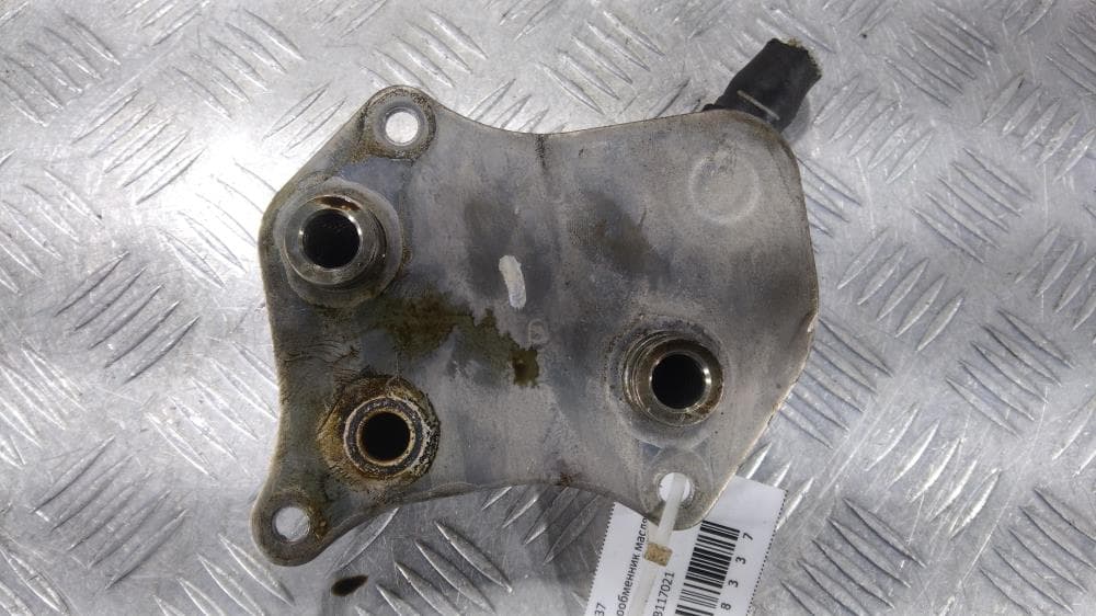 Теплообменник масляного фильтра к Audi A4 B6 (01-05)