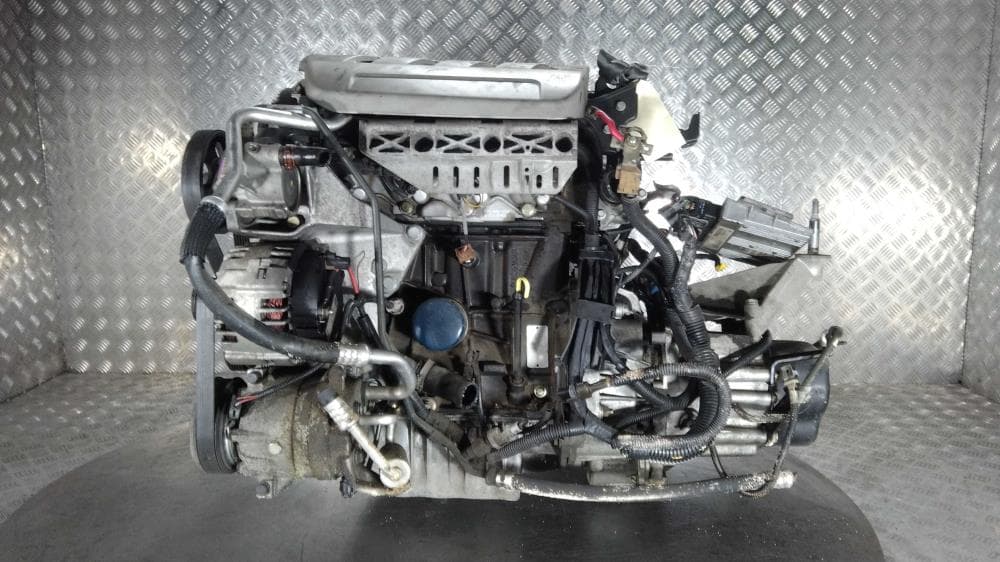 Двигатель к Renault Laguna 2 (01-05)